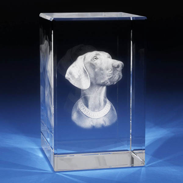https://giftparadizeintl.com/wp-content/uploads/2023/03/CRY006-Crystal-Cube-Paperweight-with-3D-Sand-Blasting.jpg