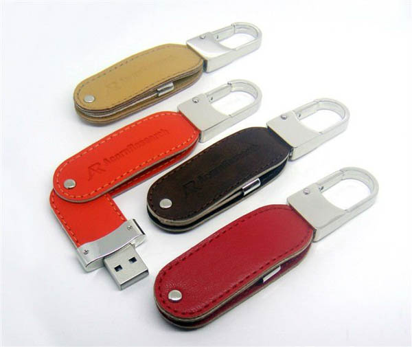 https://giftparadizeintl.com/wp-content/uploads/2023/03/Leather-Swivel-USB-Flash-Drive.jpg